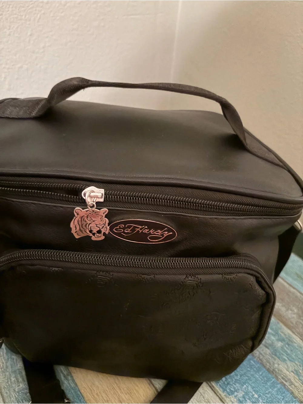 Ed Hardy Black Carry Case with Embossed Tiger Logo!! LSU!! Great for Fans of LSU